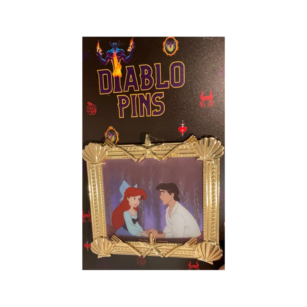 THE-LITTLE-MERMAID-GPP-MYSTERY-GOLD-FRAME-PIN
